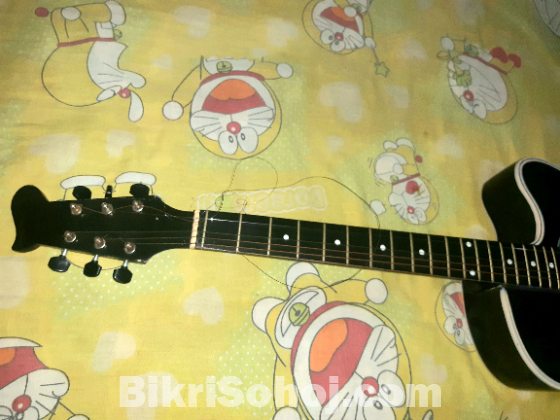 Guiter for sell